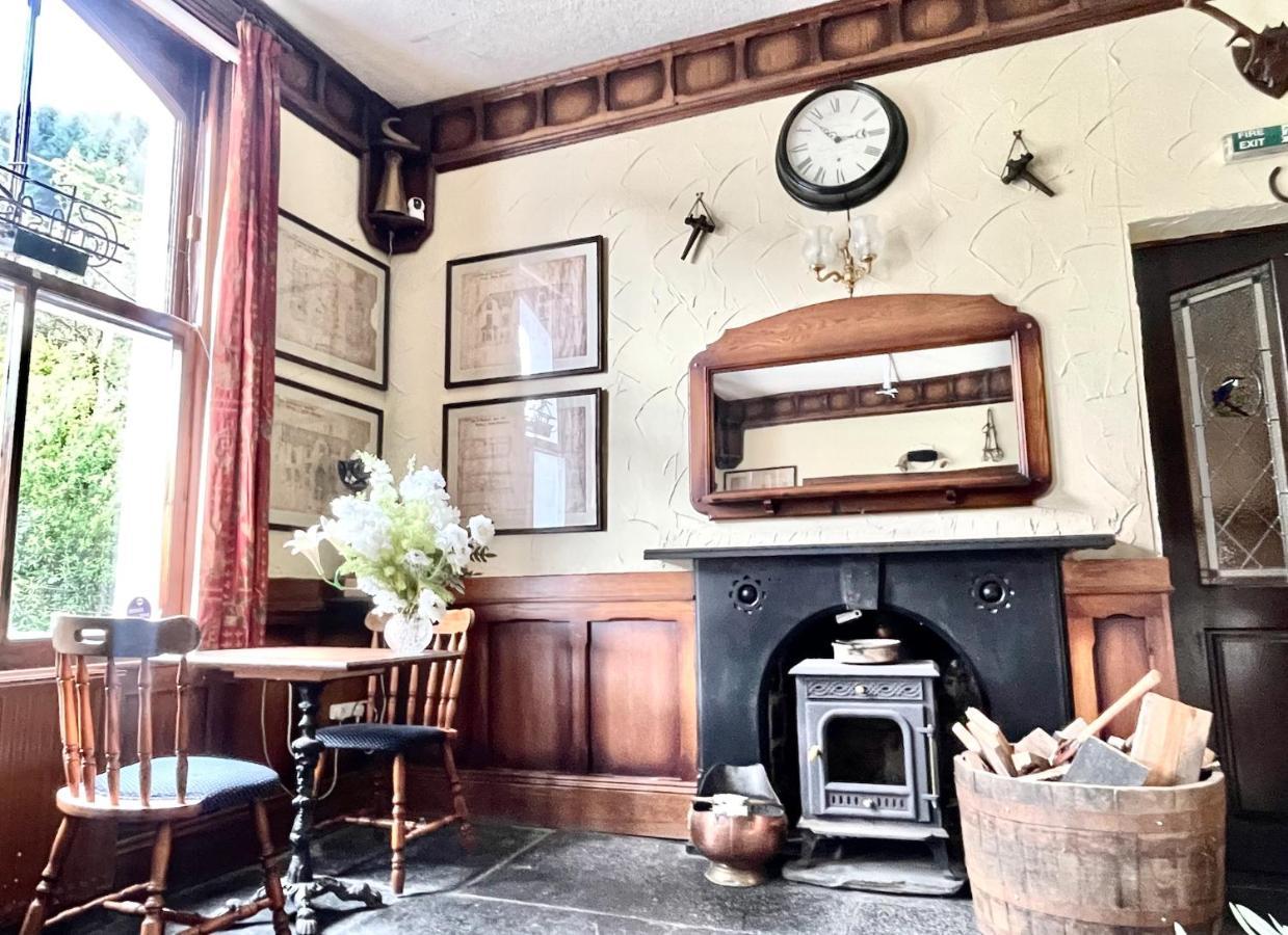 The Buckley Arms Hotel Dinas Mawddwy Bagian luar foto