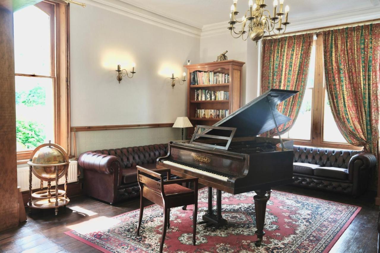 The Buckley Arms Hotel Dinas Mawddwy Bagian luar foto